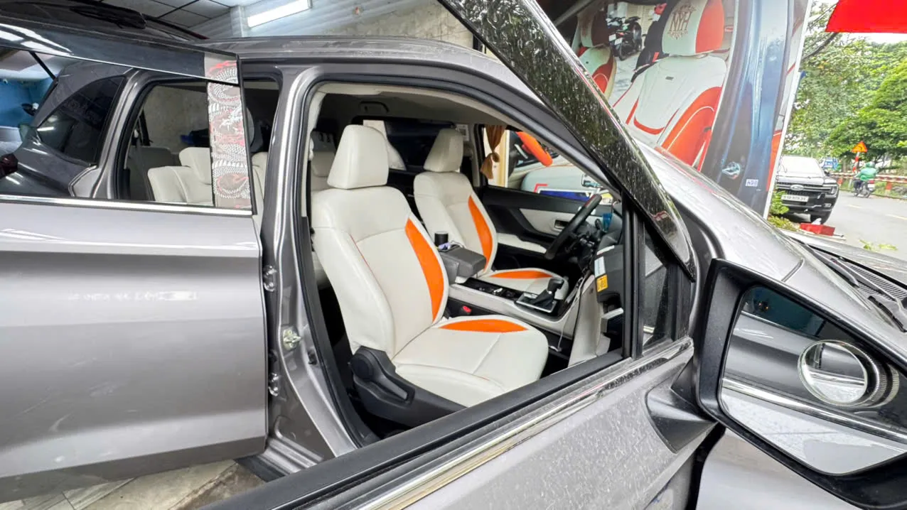 Bọc ghế Toyota Veloz